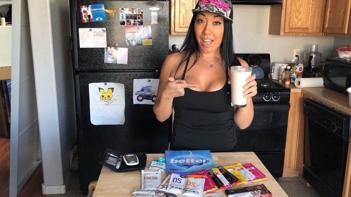 Yesterday I woke up out of ketosis so I tried out some of the that @jraps3 & @dreraps3 sent me and I was in almost instant ketosis after my shake! .4 ketones to 1.8 in 45 minutes feels almost like cheating! Lol… if you want more info about Exogenous Ketones and 20% off till midnight tonight, head to ketochasers.com/ketones! Also give @ketochasers a follow for real life keto tips and tricks